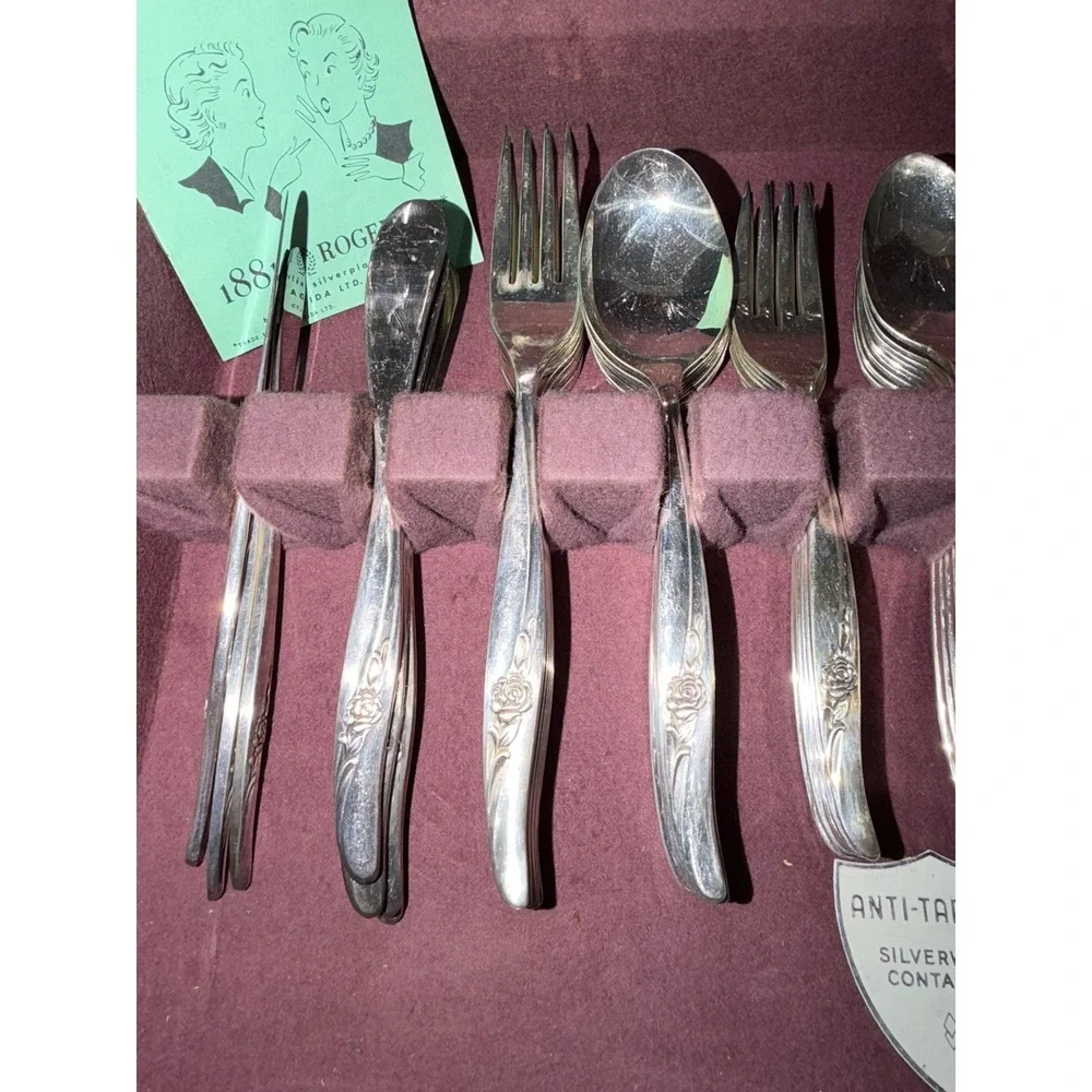 1957 Rogers Bros IS Reinforced Plate EXQUISITE Silverplate 57 pieces